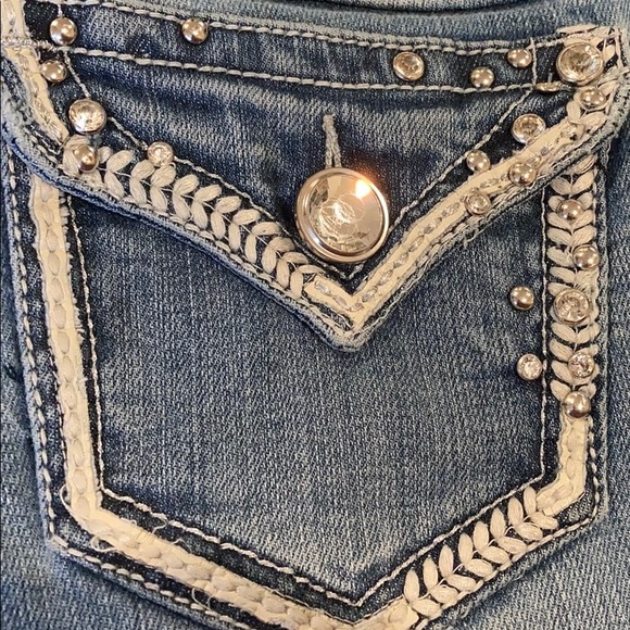 “Grace in LA” Blue Jeans - Picture 9 of 9